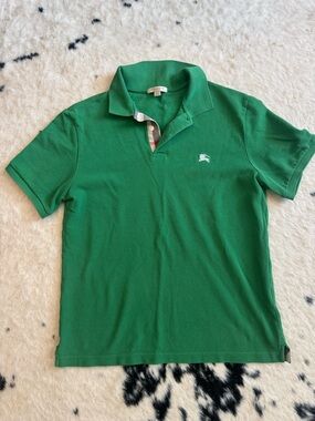 Burberry Green Polo with Signature Check Placket trim size medium